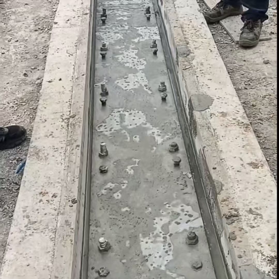 保定环氧树脂轨道胶泥是什么？用在哪里？